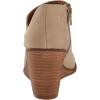 Lucky Brand womens Zemlin Wedge Bootie(Dune)